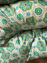 Load image into Gallery viewer, Perfect Plump Retro Vintage Eiderdown