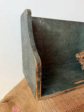 Load image into Gallery viewer, Fabulous Green Chippy French Washbox