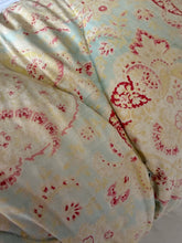 Load image into Gallery viewer, Super Gentle Duck Egg Blue Vintage Paisley Eiderdown