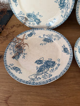 Load image into Gallery viewer, Beautiful French Vintage Sarreguimes Ironstone Plates