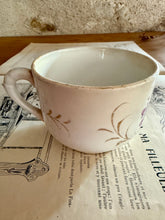 Load image into Gallery viewer, French Floral Large Cup
