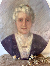 Load image into Gallery viewer, Beautiful Portrait oil on Canvas