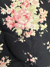 Load image into Gallery viewer, Lovely Vintage Black and Floral Eiderdown