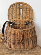 Load image into Gallery viewer, French Vintage Wicker Fishing Creel