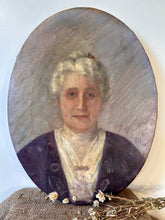 Load image into Gallery viewer, Beautiful Portrait oil on Canvas