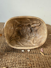Load image into Gallery viewer, Lovely Victorian Buttery Mould
