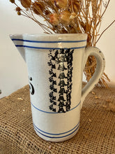 Load image into Gallery viewer, French #5 Archers Jug
