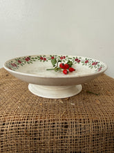 Load image into Gallery viewer, Lovely Green and Red Raised French Plate
