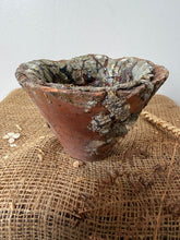 Load image into Gallery viewer, French Vintage Sap Resin Pot
