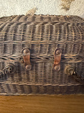Load image into Gallery viewer, Beautiful French Bressan Basket
