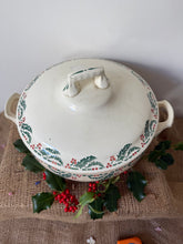 Load image into Gallery viewer, French Vintage Houx Soupiere
