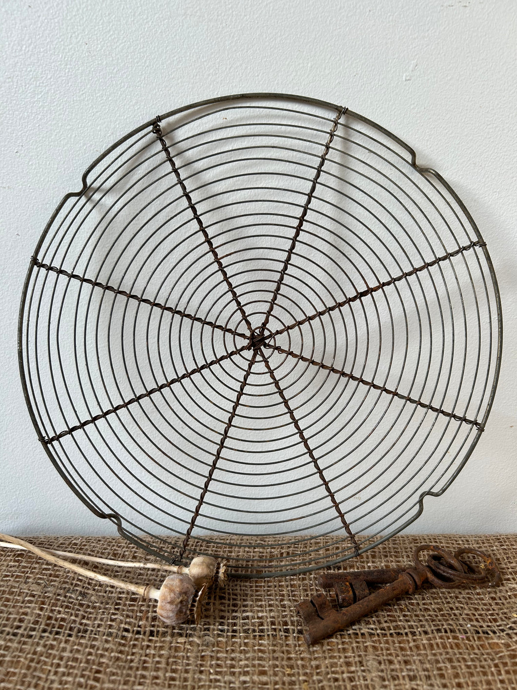 French Wire Cooling Rack