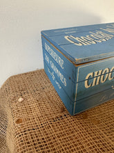 Load image into Gallery viewer, Kitsch Wooden Decorative Box
