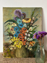 Load image into Gallery viewer, Vintage Floral Oil Painting
