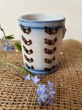 Load image into Gallery viewer, French #43 Archers Mug
