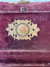 Load image into Gallery viewer, French Vintage Velvet Keep Sake Box
