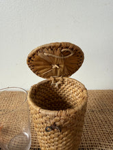 Load image into Gallery viewer, French Pilgrimage Wicker Spa Glass

