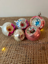 Load image into Gallery viewer, Set of 5 Vintage Mercury Glass Concave Baubles
