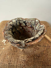 Load image into Gallery viewer, French Vintage Sap Resin Pot
