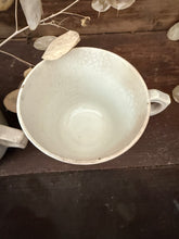 Load image into Gallery viewer, Gorgeous French Viandox Advertising Cups
