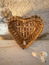 Load image into Gallery viewer, Cute Pair of French Vintage Rattan Moulds
