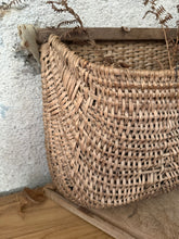Load image into Gallery viewer, French Bleached Wicker Fishing Creel

