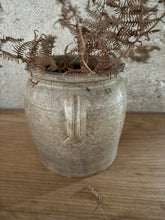 Load image into Gallery viewer, Mottled Vintage Earred Confit Pot
