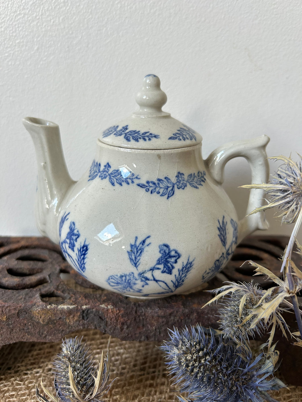 French St Uze Teapot