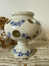 Load image into Gallery viewer, French Vintage St Uze Bulb Pot

