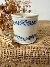 Load image into Gallery viewer, Vintage St Uze Epices Pot
