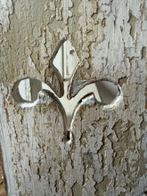 Load image into Gallery viewer, Gorgeous French Chippy White Painted Wooden Shelves
