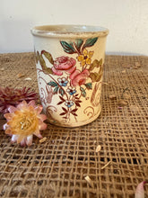 Load image into Gallery viewer, Stunning French Floral Pot
