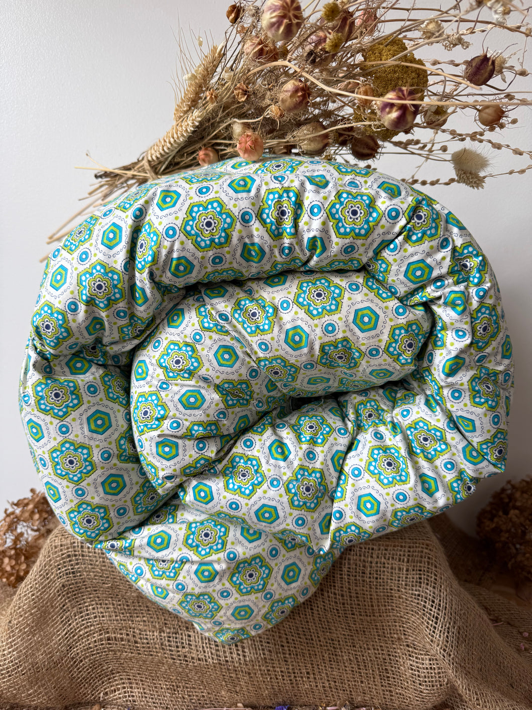 Perfect Plump Retro Vintage Eiderdown