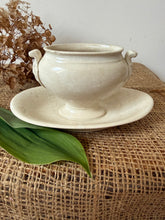 Load image into Gallery viewer, Cute French Vintage Saucier
