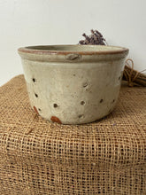 Load image into Gallery viewer, French Vintage Faisselle
