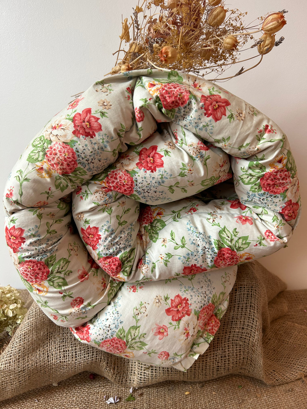 Beautiful Floral Eiderdown