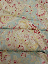 Load image into Gallery viewer, Super Gentle Duck Egg Blue Vintage Paisley Eiderdown
