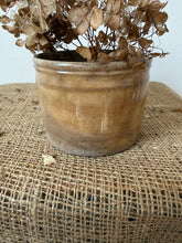 Load image into Gallery viewer, French Gien Chunky Buttery Ironstone Pot
