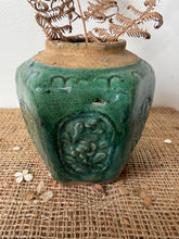 Load image into Gallery viewer, Stunning Green Chinese Ginger Jar
