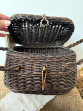 Load image into Gallery viewer, French Vintage Wicker Panier
