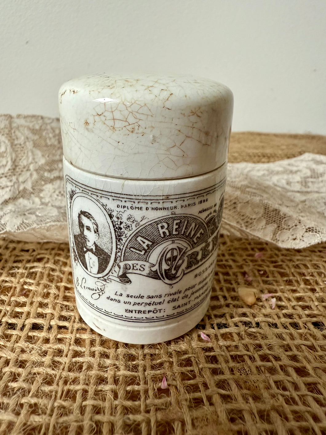 Vintage French La Reine Pot
