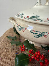 Load image into Gallery viewer, French Vintage Houx Soupiere
