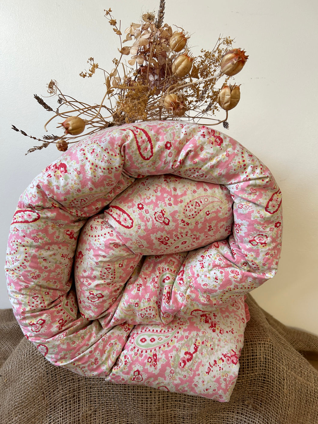 Pink Paisley Ribbon Edged Eiderdown