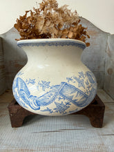 Load image into Gallery viewer, French Vintage Sky Blue Tubby Jug

