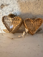 Load image into Gallery viewer, Cute Pair of French Vintage Rattan Moulds

