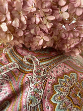 Load image into Gallery viewer, Stunning French Vintage Double Eiderdown
