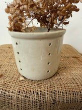 Load image into Gallery viewer, French Vintage Faisselle
