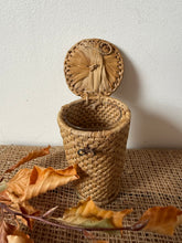 Load image into Gallery viewer, French Pilgrimage Wicker Spa Glass
