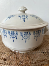 Load image into Gallery viewer, Gentle Blue St Uze Lidded Pot
