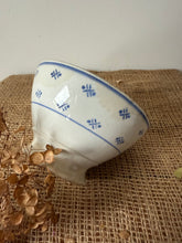 Load image into Gallery viewer, Beautiful Blue and White Cafe au Lait
